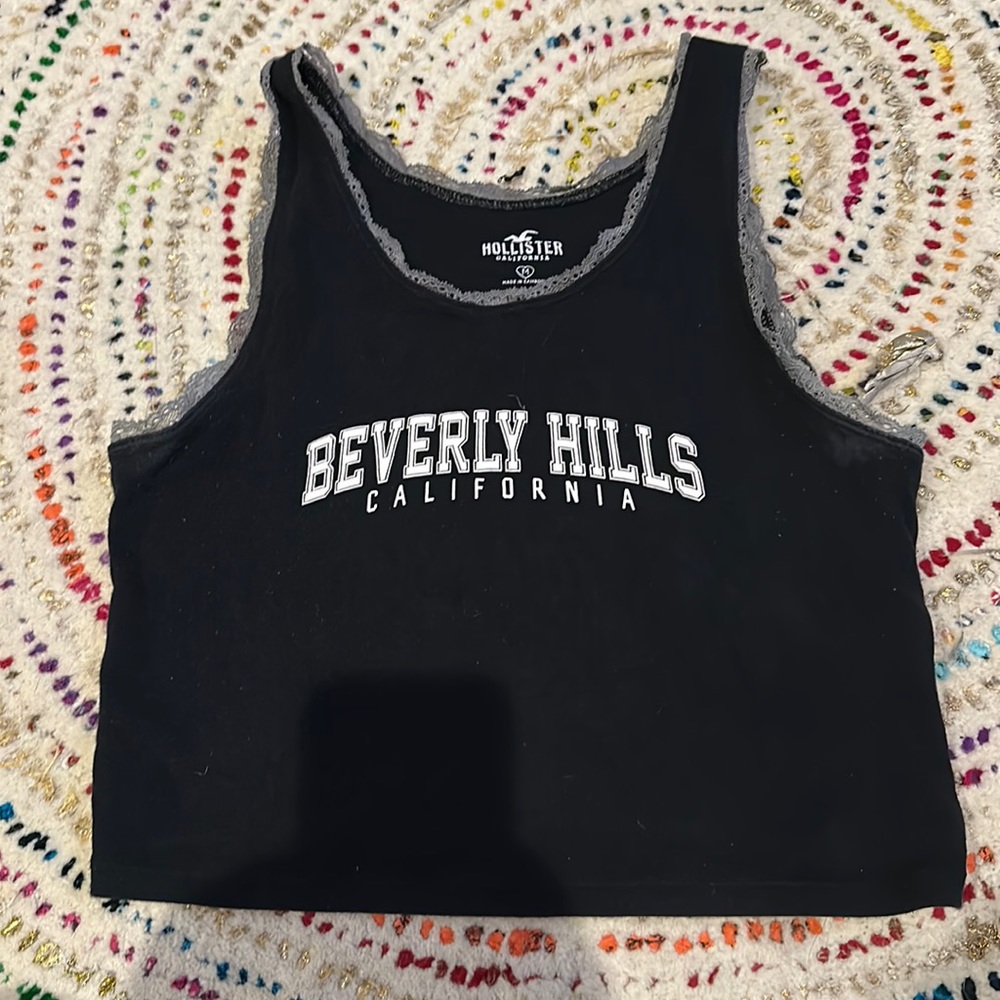 Black Beverly Hill Crop